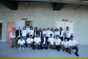 Sesi foto bersama peserta Masterclass Pengetahuan Produksi Seni Rupa hari pertama
